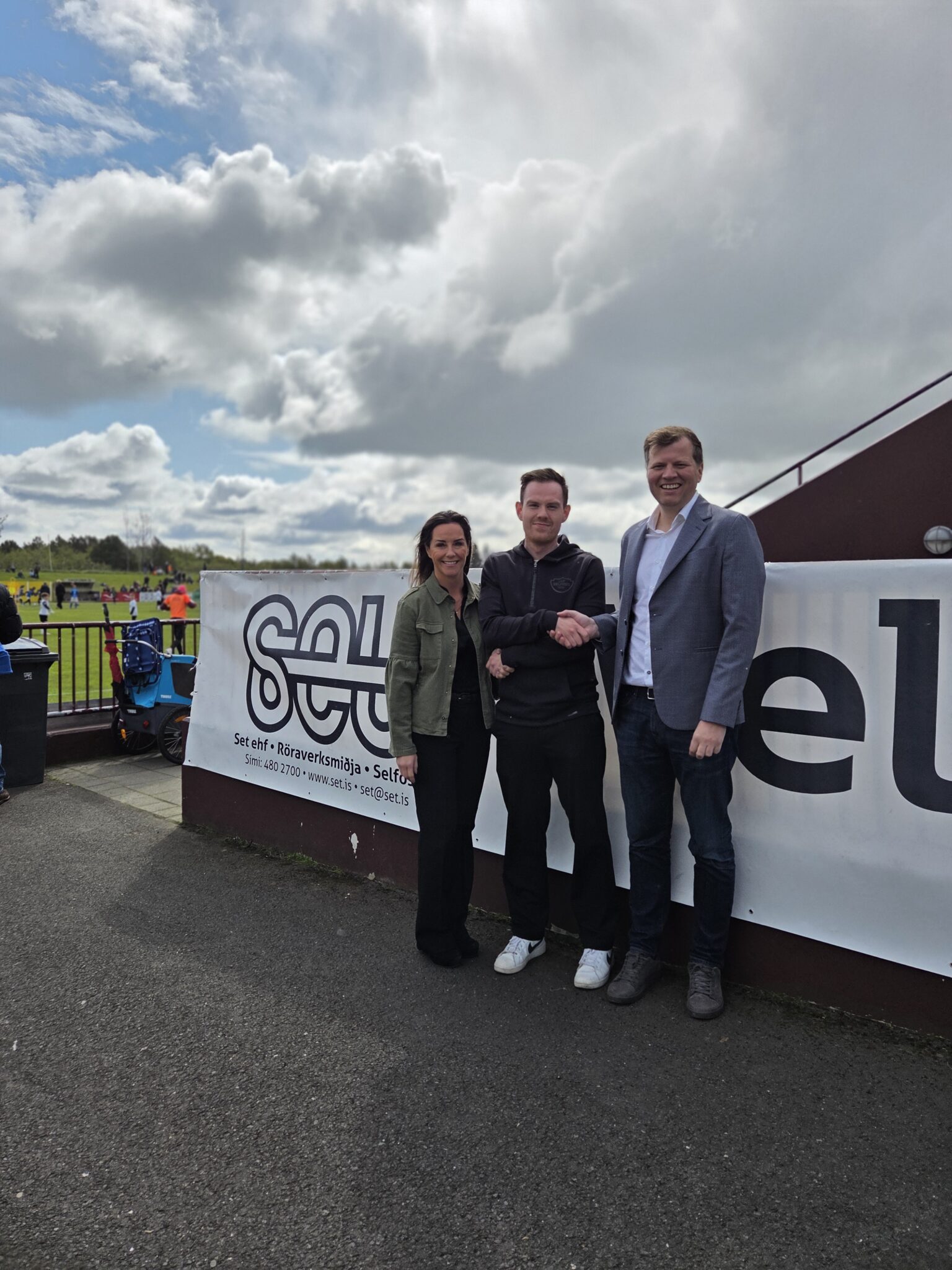 Guðbjörg Sæunn Friðriksdóttir, framkvæmdarstjóri Set, Halldór Bjarki Guðmundsson, framkvæmdastjóri KND Selfoss og Matthías Stephenssen, fjármálastjóri Set